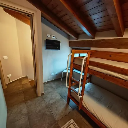 Casa Meghan Апартаменты Кастеллетто-сопра-Тичино