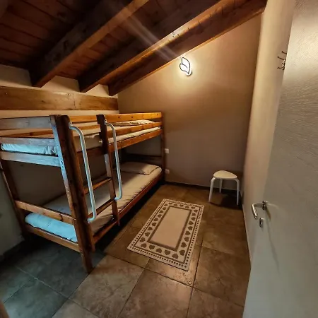 Casa Meghan * Кастеллетто-сопра-Тичино