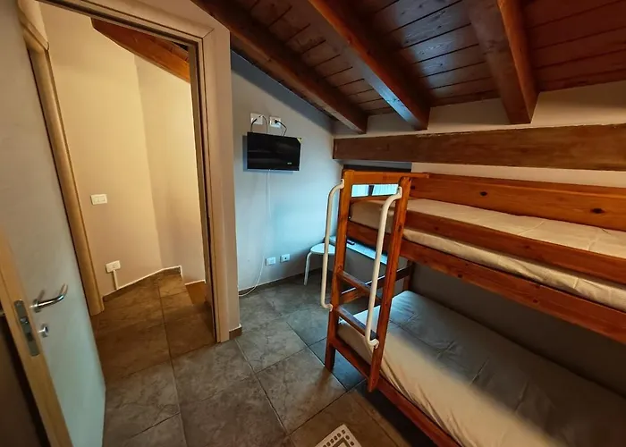 Casa Meghan Lägenhet Castelletto sopra Ticino